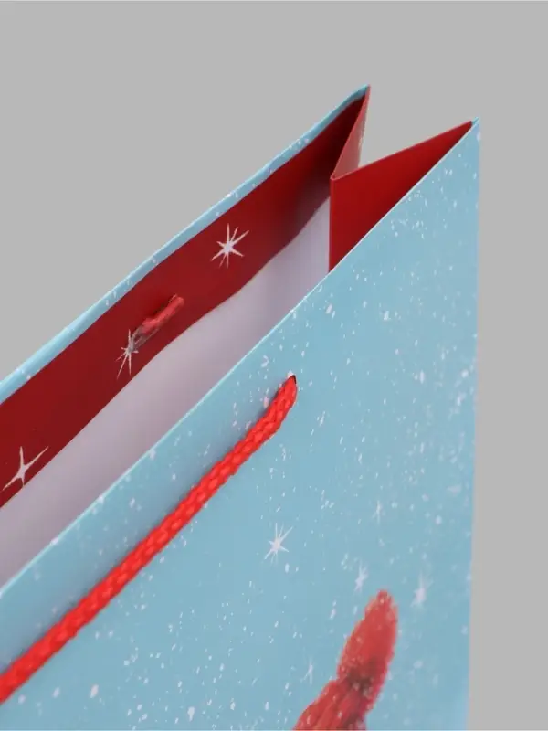 Пакет подарочный &laquo;Овечка со снеговиком&raquo;, 33&times;10&times;42.5 см