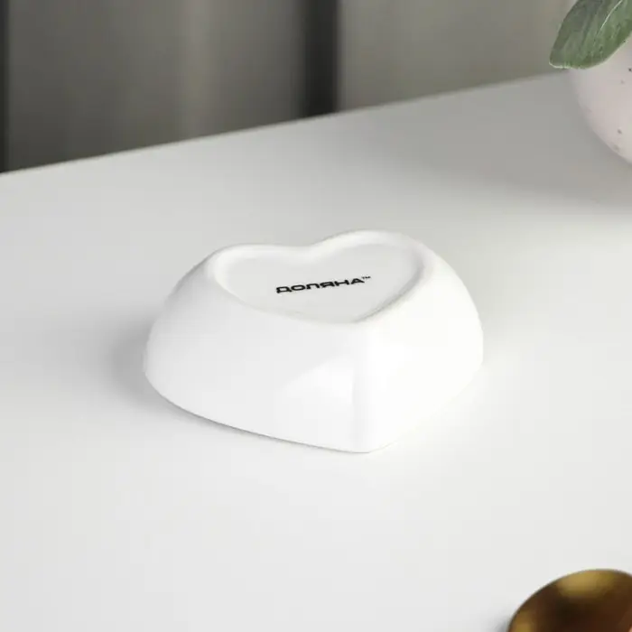 Соусник керамический Доляна «Сердце», 50 мл, 8×7,3 см, цвет белый Соусник керамический Доляна «Сердце», 50 мл, 8×7,3 см, цвет белый