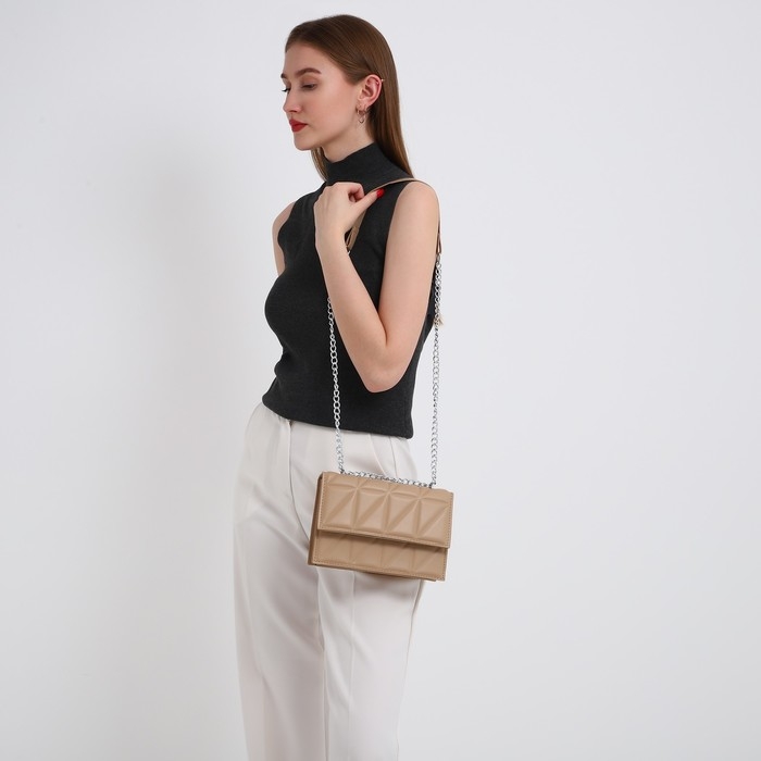 Сумка женская на клапане, 22х15х6 см, цвет бежевый Сумка женская на клапане, 22х15х6 см, цвет бежевый