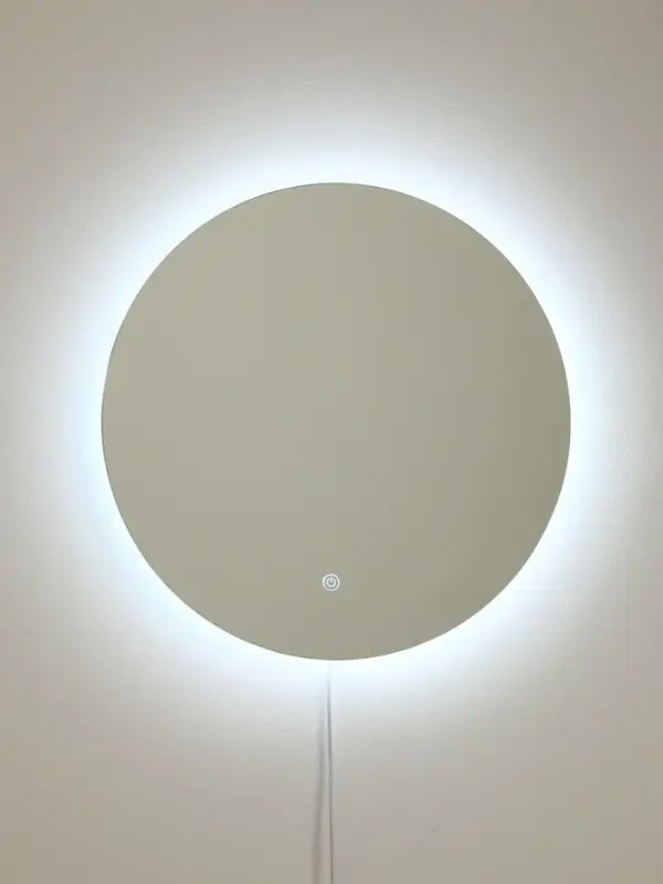 Зеркало интерьерное настенное «Рубин» круглое c окантовкой, с LED-подсветкой, сенсорное, d=50 см 109