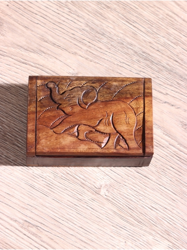 Шкатулка резная  Шкатулка резная "Слон" дерево соно, 11х7х3,5 см