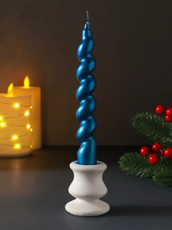 Свеча витая Свеча витая "LUXURY" 25*180 мм, лакированная, синяя