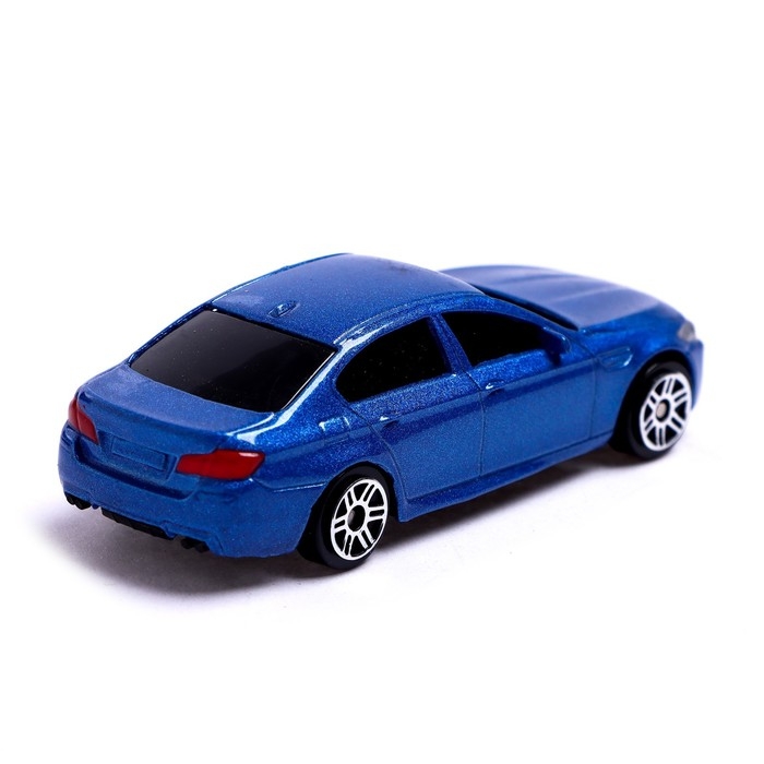 Машина металлическая BMW M5, 1:64, цвет синий Машина металлическая BMW M5, 1:64, цвет синий