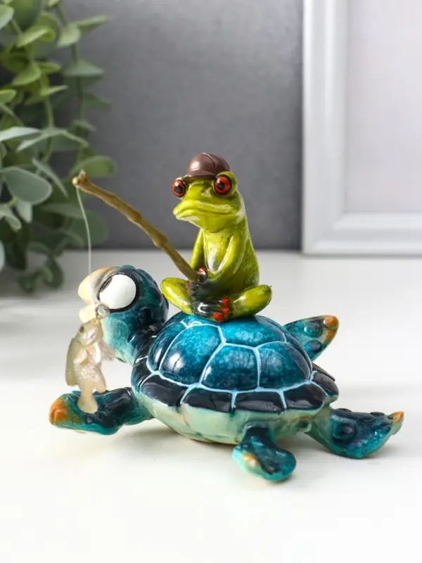 Сувенир полистоун лак "Лягуха рыбачит, сидя на черепахе" 12,5х11,5х9,7 см