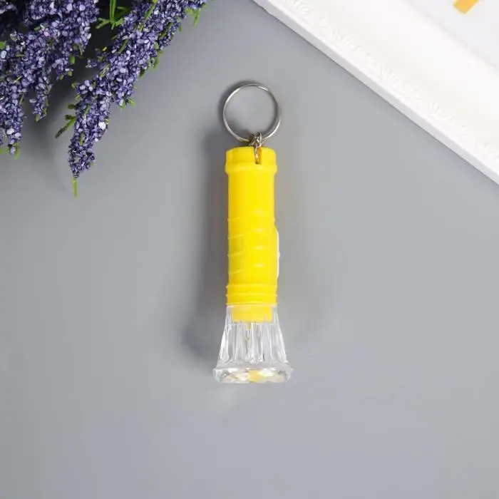 Фонарик брелок для ключей на кольце «Полоски», светит, 6.5×2.5×2.5 см, МИКС Фонарик брелок для ключей на кольце «Полоски», светит, 6.5×2.5×2.5 см, МИКС