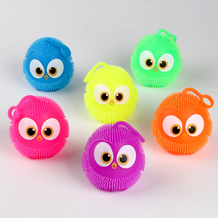 Мяч детский резиновый ёжка световой «Птички», цвета МИКС , в шоубоксе Мяч детский резиновый ёжка световой «Птички», цвета МИКС , в шоубоксе