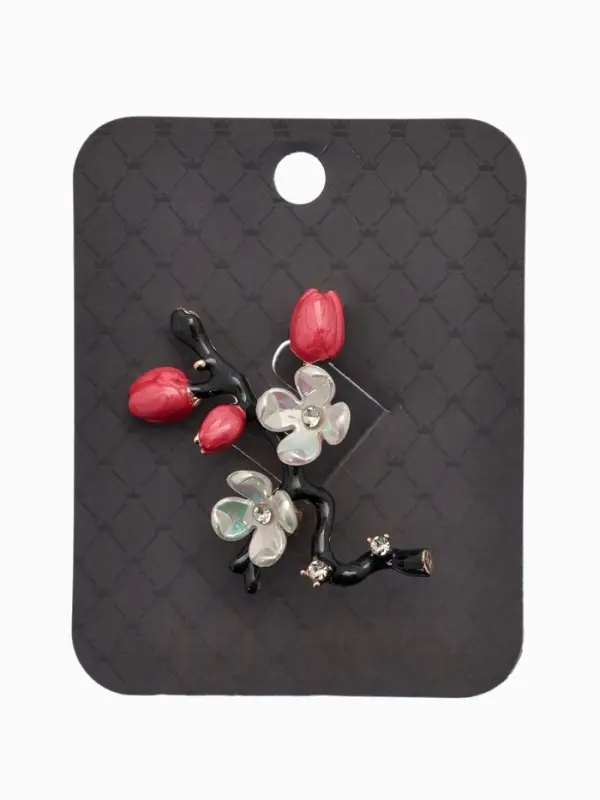 Брошь &laquo;Веточка с цветками сакуры&raquo;, эмаль, цветная в золоте