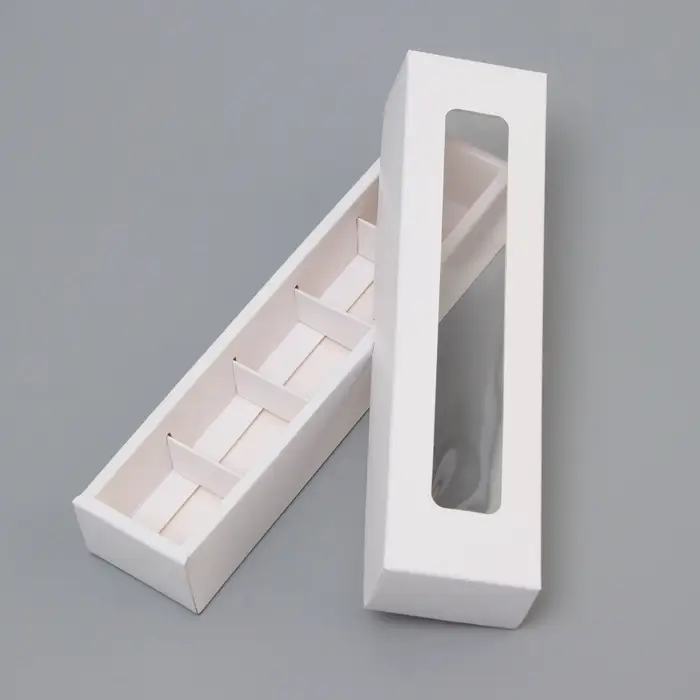 Коробка для 5 конфет с окном, с тонкими разделителями, белый 21×5.5×3.3 см