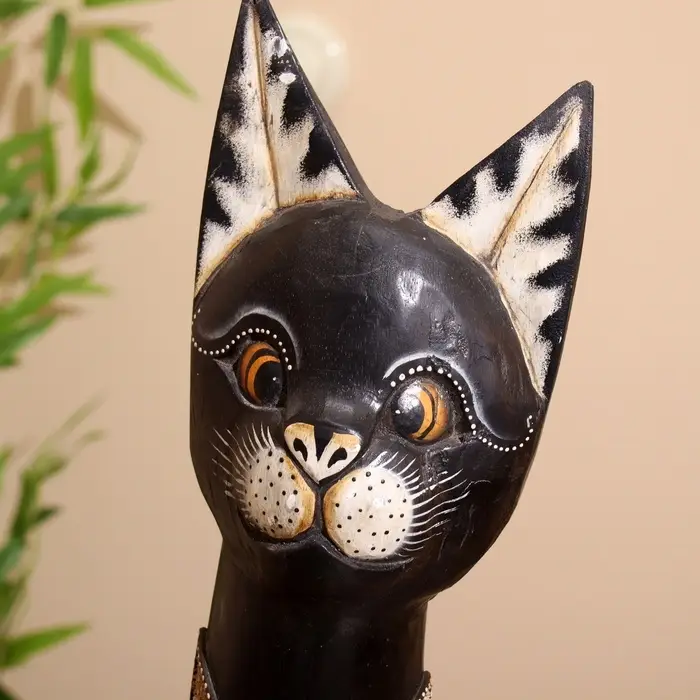 Сувенир Сувенир "Кошка с золотистым рисунком" дерево 7х16х100 см