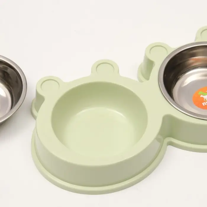 Миска металлическая двойная на пластиковой основе 2 х 160 мл, 28 х 15,5 х 4 см, зелёная Миска металлическая двойная на пластиковой основе 2 х 160 мл, 28 х 15,5 х 4 см, зелёная