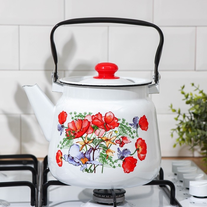 Чайник «Цветы красные», 3,5 л, белый с кнопкой, индукция, цвет белый