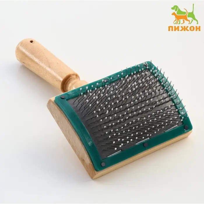 Щётка - пуходёрка, основание 70&times;50 мм, с каплями и рамкой, дерево