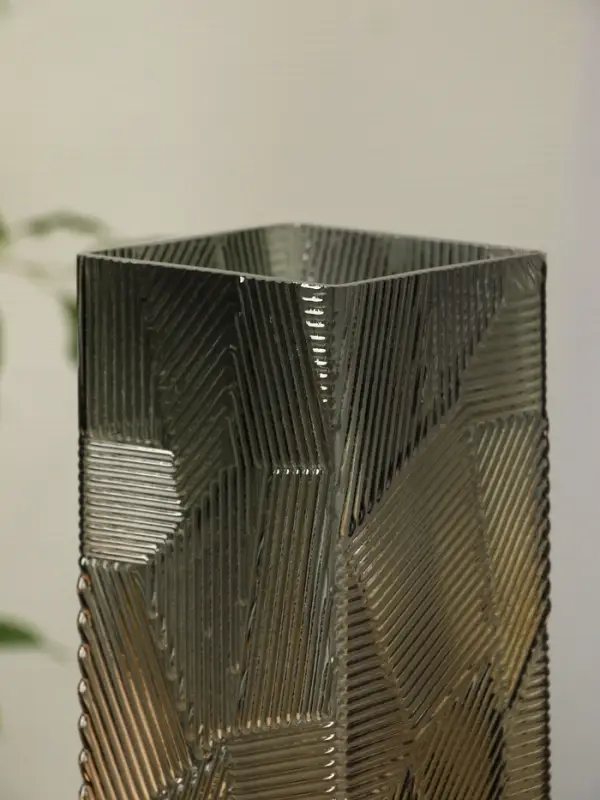 Ваза стекло настольная Ваза стекло настольная "Джойс" 30х10 см, серый