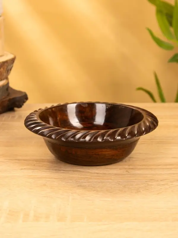 Чаша "Тарталетка" 16х16х5 см, дерево шишам