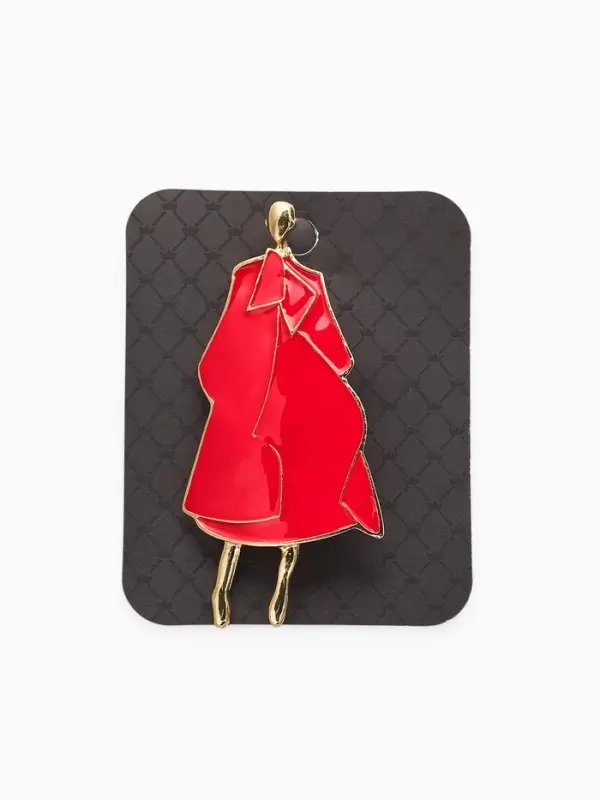 Брошь &laquo;Дама в пальто&raquo;, эмаль, красная в золоте