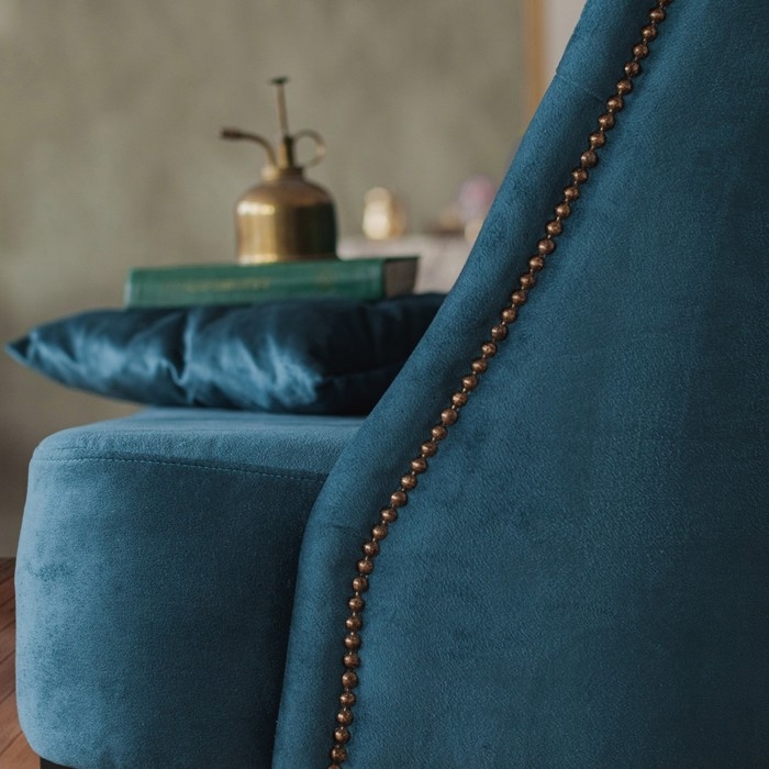 Гвозди ТУНДРА, декоративные, обивочные, 11х17 мм, античная бронза, фасовка 50 шт Гвозди ТУНДРА, декоративные, обивочные, 11х17 мм, античная бронза, фасовка 50 шт