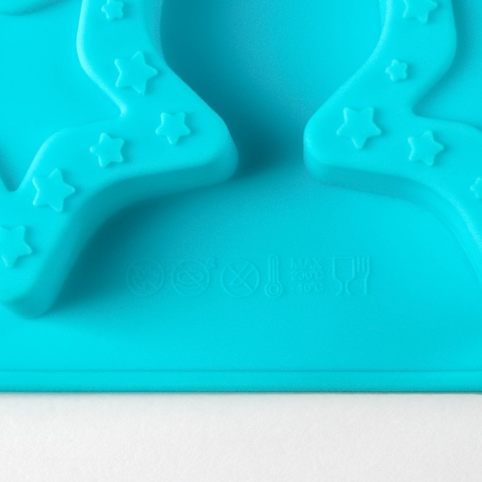 Форма для выпечки Доляна «Звёздочки», силикон, 8 ячеек, 29×16×2 см, ячейка 6,3×6 см, глубина 1,7 см, цвет голубой Форма для выпечки Доляна «Звёздочки», силикон, 8 ячеек, 29×16×2 см, ячейка 6,3×6 см, глубина 1,7 см, цвет голубой