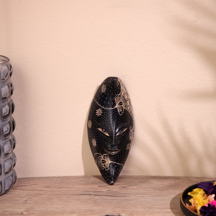 Маска Маска "Ган" батик, дерево 8х4х15 см