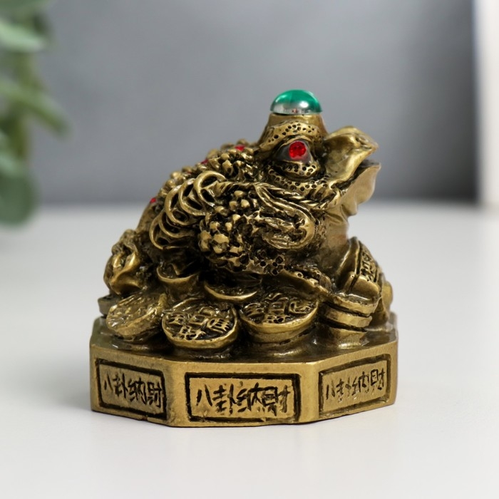 Нэцке полистоун бронза Нэцке полистоун бронза "Жаба на Ба-гуа" 5,8х5,8х6,6 см