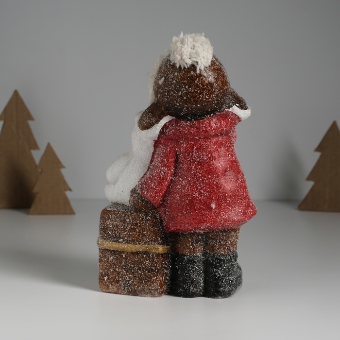 Сувенир керамика свет Сувенир керамика свет "Малышка в красном пальто, с мишкой на подарке" 12х6,5х20 см