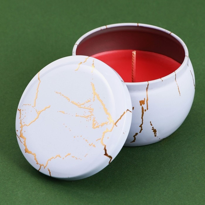 Новогодняя ароматическая свеча в банке «Новый год: Shine bright», аромат бабл гам, 6 х 6 х 4 см. Новогодняя ароматическая свеча в банке «Новый год: Shine bright», аромат бабл гам, 6 х 6 х 4 см.