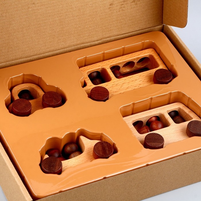 Набор машинок «Транспорт и человечки» 31 × 22,8 × 6,7 см Набор машинок «Транспорт и человечки» 31 × 22,8 × 6,7 см