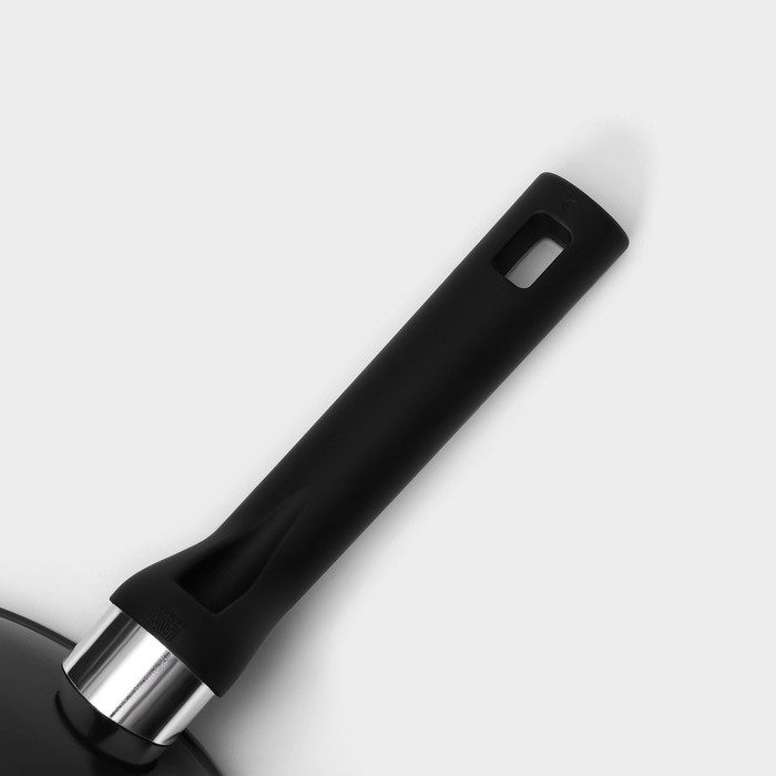 Сковорода Magistro Warrior, d=28 см, h=7,5 см, антипригарное покрытие, индукция, цвет чёрный Сковорода Magistro Warrior, d=28 см, h=7,5 см, антипригарное покрытие, индукция, цвет чёрный