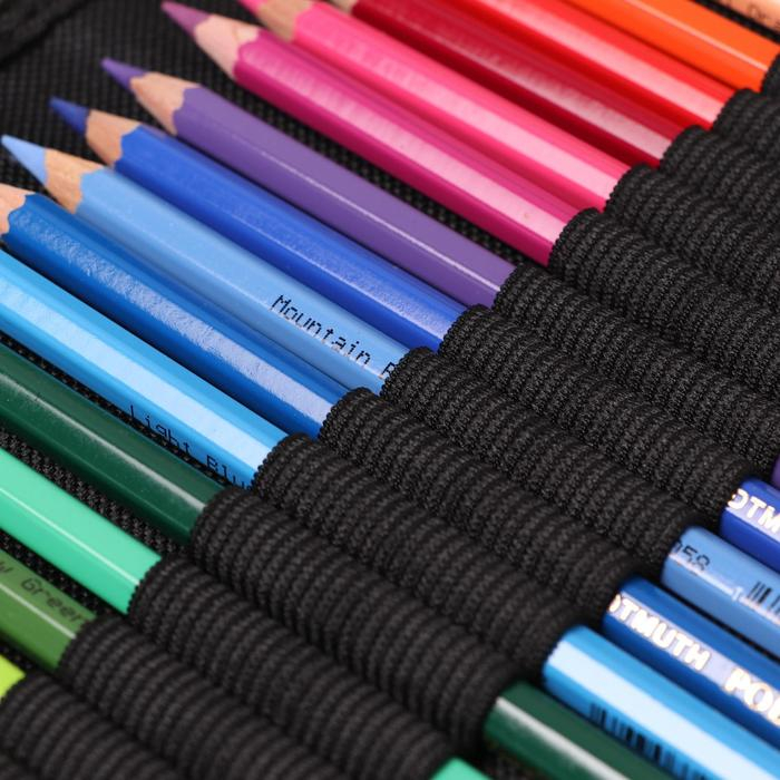 Карандаши 24 цв Koh-I-Noor POLYCOLOR 3824, чёрный пенал-рулон на кнопке из текстиля Карандаши 24 цв Koh-I-Noor POLYCOLOR 3824, чёрный пенал-рулон на кнопке из текстиля