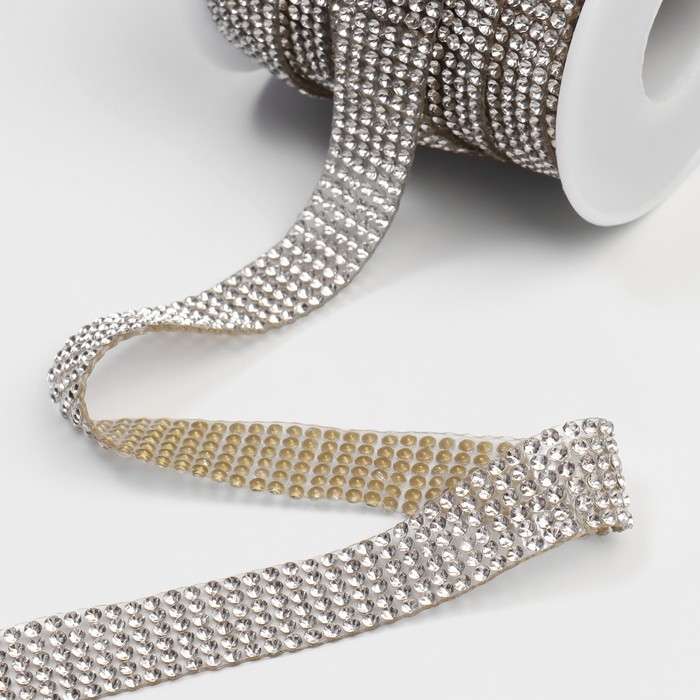 Стразы термоклеевые, ширина - 15 мм, 4,5 ± 0,5 м, цвет серебряный Стразы термоклеевые, ширина - 15 мм, 4,5 ± 0,5 м, цвет серебряный
