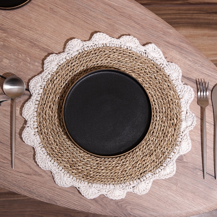 Коврик плетёный круглый 35 см Коврик плетёный круглый 35 см