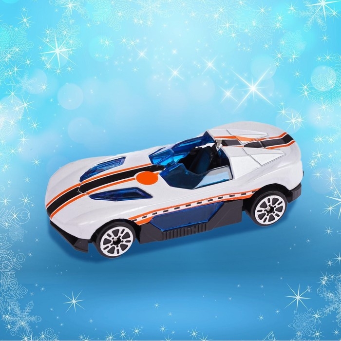 Новогодний шар с игрушкой «Машинка» Новогодний шар с игрушкой «Машинка»