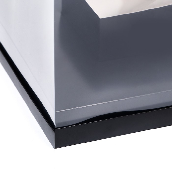 Коробка для цветов с вазой и PVC окнами, складная, 23 х 30 х 23 см, чёрный Коробка для цветов с вазой и PVC окнами, складная, 23 х 30 х 23 см, чёрный