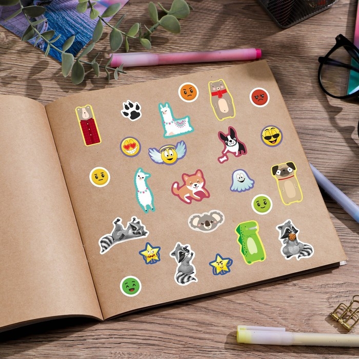 Наклейки детские в стикербуке &laquo;Оценки&raquo;, 8 листов, 12 х 18 см