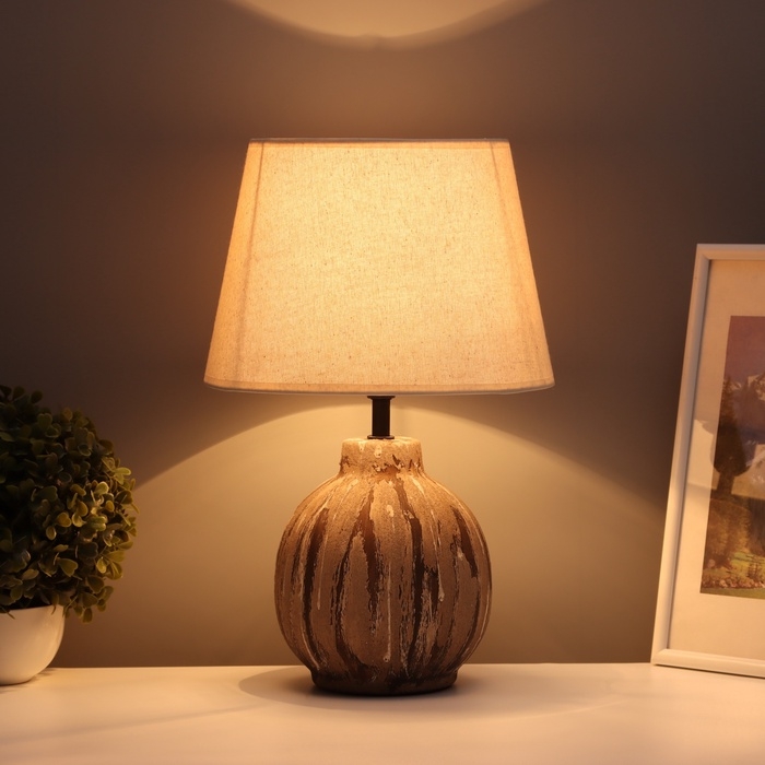 Лампа настольная Лампа настольная "Луиза" 1х40Вт Е27 кофе со сливками 25х25х38,,5см