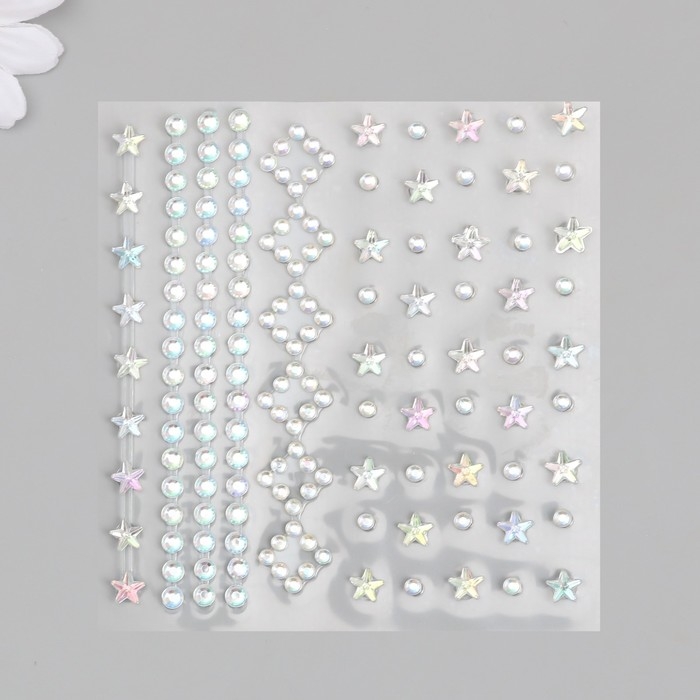 Наклейка пластик стразы Наклейка пластик стразы "Цветочки, ромбики, кружочки" 8,5х9,5 см