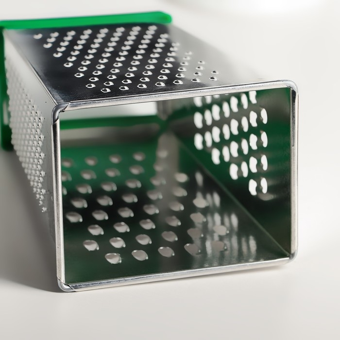 Тёрка «Универсал», 4 грани, с пластмассовой ручкой, 11×8,5×22 см, цвет МИКС Тёрка «Универсал», 4 грани, с пластмассовой ручкой, 11×8,5×22 см, цвет МИКС