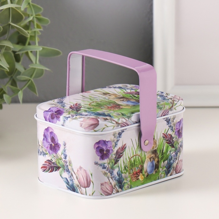 Шкатулка металл с ручкой Шкатулка металл с ручкой "Кролик с цыплёнком" 10,5х7,8х6,4 см