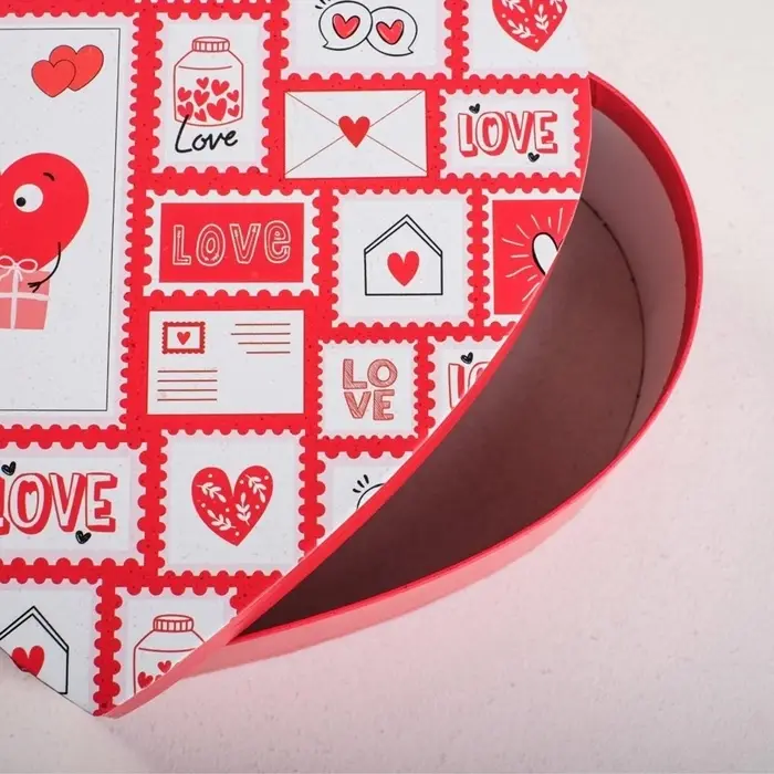 Набор коробок 3 в 1, упаковка подарочная, &laquo;Любовь повсюду&raquo;, 16&times;14&times;6 см‒22&times;20&times;9 см