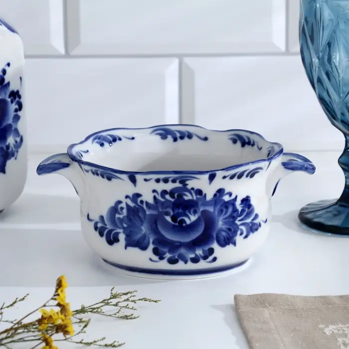 Бульонница «Рябинушка», с ручками, H=7 см, 0,45 л, гжель Бульонница «Рябинушка», с ручками, H=7 см, 0,45 л, гжель