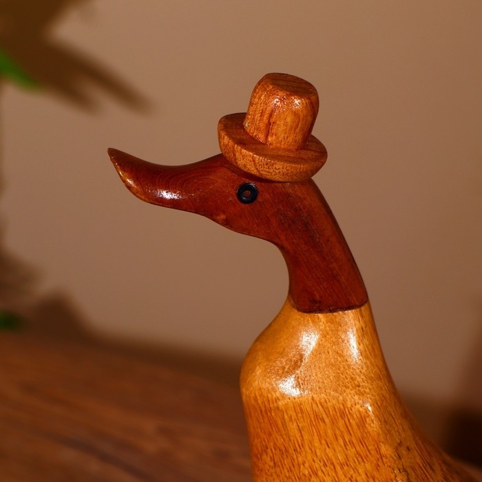 Сувенир Сувенир "Утка в шляпке " дерево 27 см