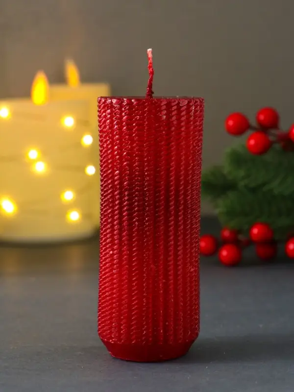 Свеча столбик "Вязаный" 47*117 мм,  лак красная