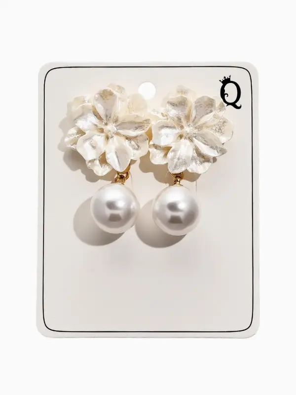 Серьги Серьги "Цветок с жемчугом", цвет молочный в золоте