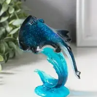 Сувенир полистоун лак "Морской скат на волне" синий 13,2х9,5х11,5 см