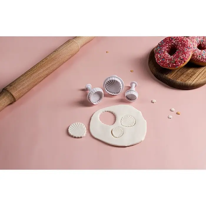 Плунжеры кондитерские Доляна &laquo;Морские ракушки&raquo;, набор 3 шт., d=2.8/3.6/4.5 см, h=5 см, пластик, белые