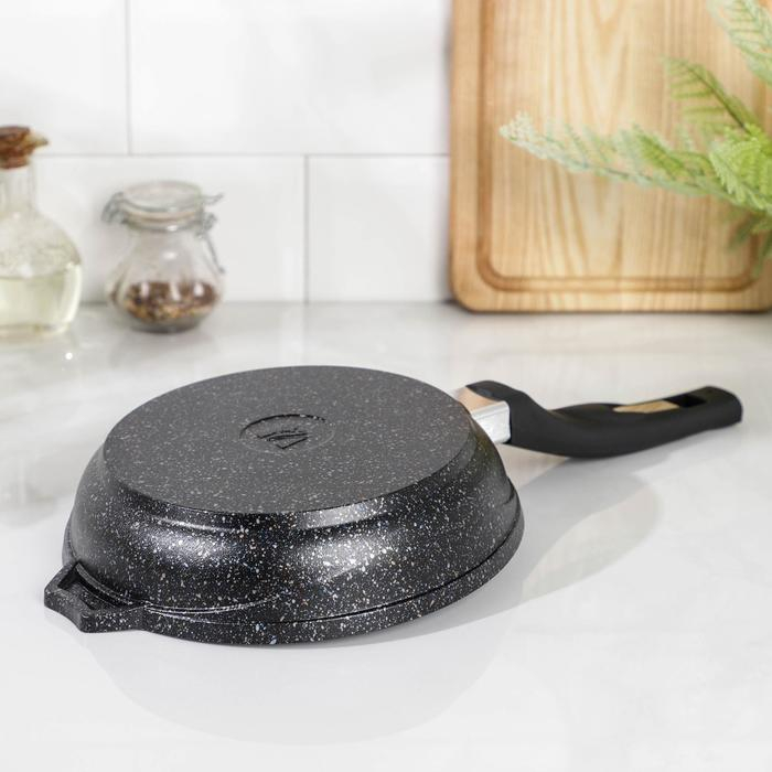 Сковорода «Гранит Star», d=18 см, пластиковая ручка, антипригарное покрытие, тёмно-синий