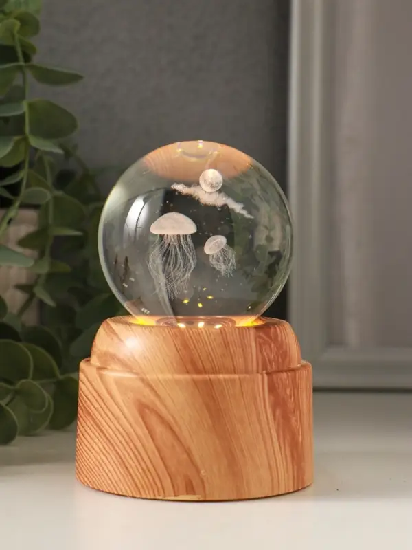 Сувенир стекло свет Сувенир стекло свет "Шар. Медузы" 6хLED шар d=6 см, крутится, USB 7х7х10 см