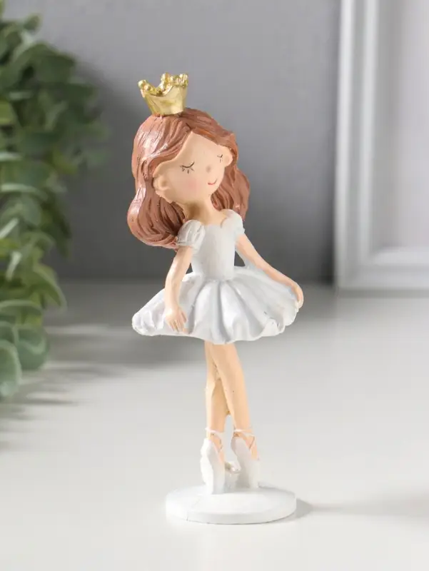 Сувенир полистоун "Малышка-принцесса, маленькая балерина" 6,5х5,5х15 см