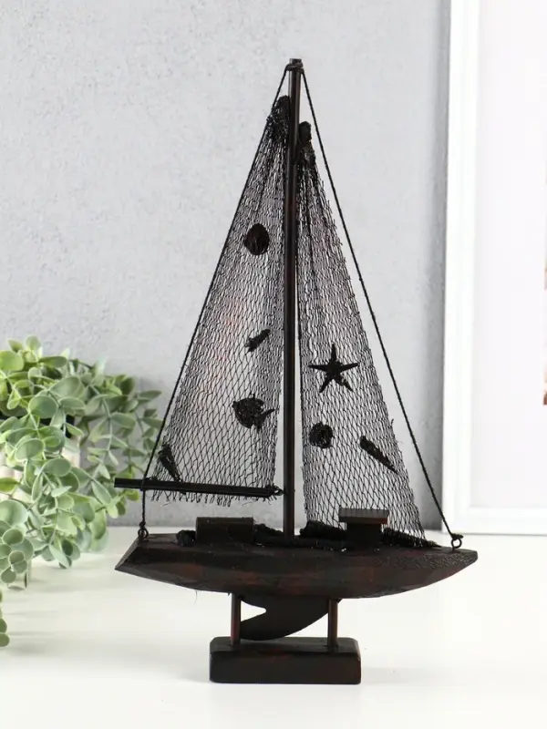 Сувенирная модель корабля &laquo;Парусник рыбацкий&raquo; на подставке, красно-коричневый, 21.5&times;6.5&times;37.5 см