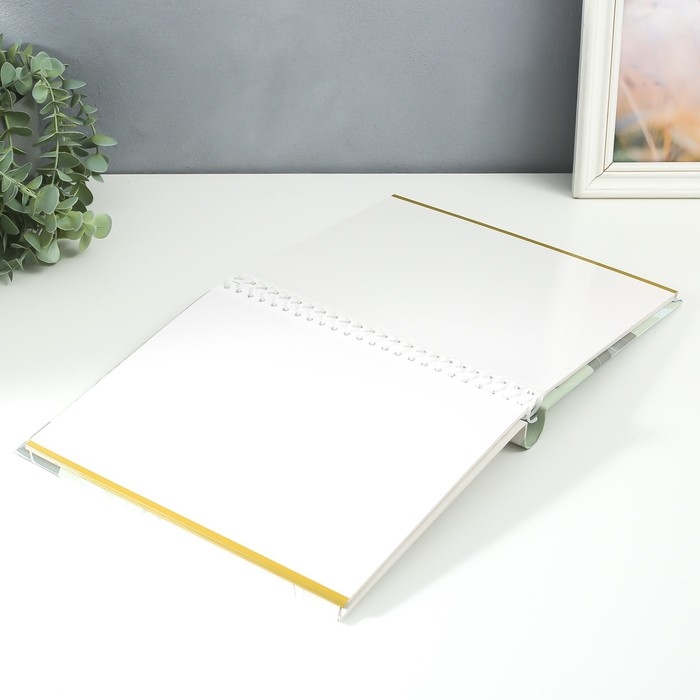 Фотоальбом магнитный 20 листов  Фотоальбом магнитный 20 листов "Счастье не мимолетно, оно всегда с тобой" 29х24х2 см