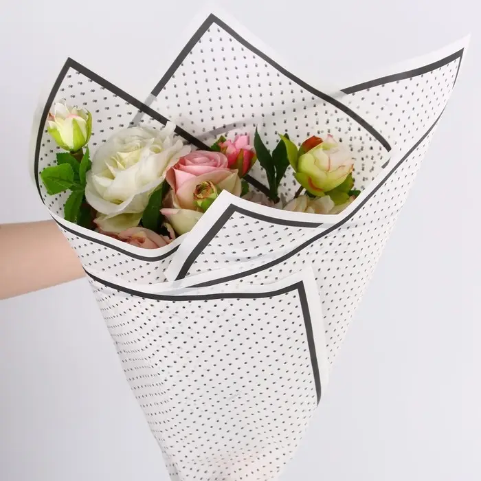 Пергамент для цветов «С любовью», 50 х 70 см Пергамент для цветов «С любовью», 50 х 70 см